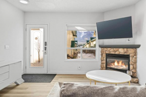 B233 Mountain View 2BD 2BT AC BonFire BBQ Townhome Close to Banff